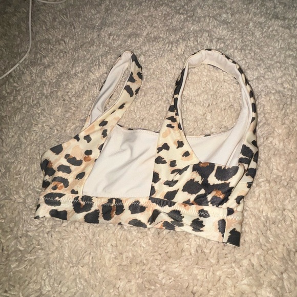 XXS Aerie cheetah print bathing suit top - Picture 2 of 3